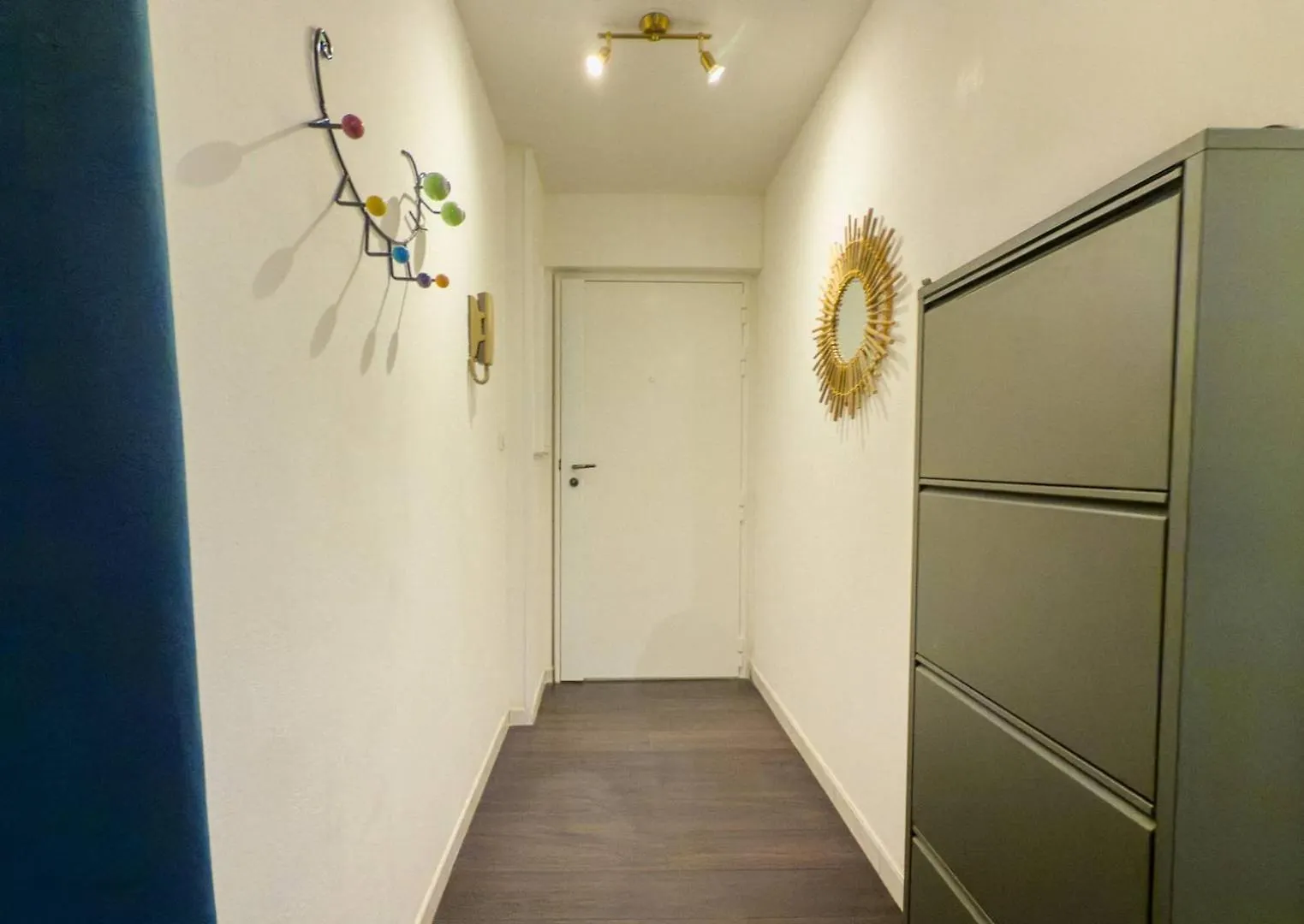 Apartment T3 Spacieux - Climatise - Commerces - Plages Le Lavandou
